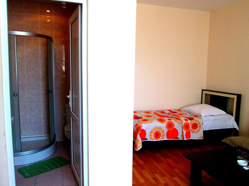 Max Comfort Hotel Kutaisi Exteriér fotografie