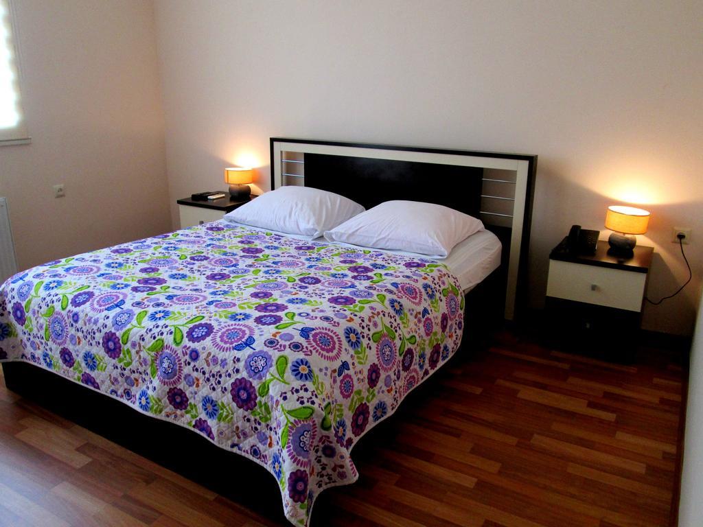 Max Comfort Hotel Kutaisi Exteriér fotografie