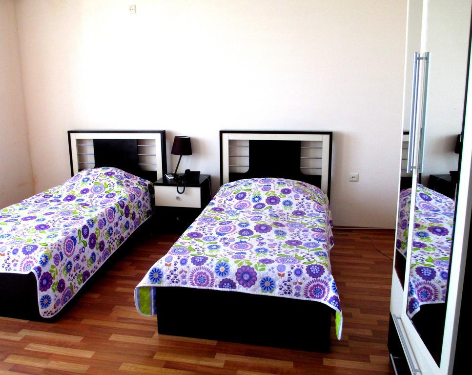 Max Comfort Hotel Kutaisi Pokoj fotografie