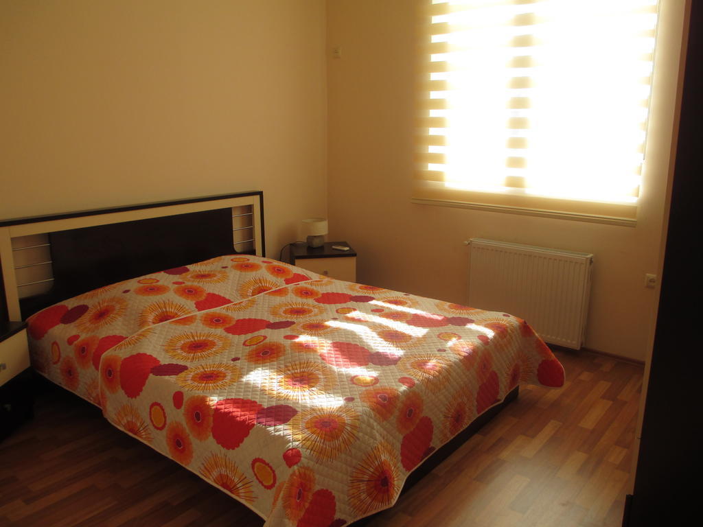 Max Comfort Hotel Kutaisi Pokoj fotografie
